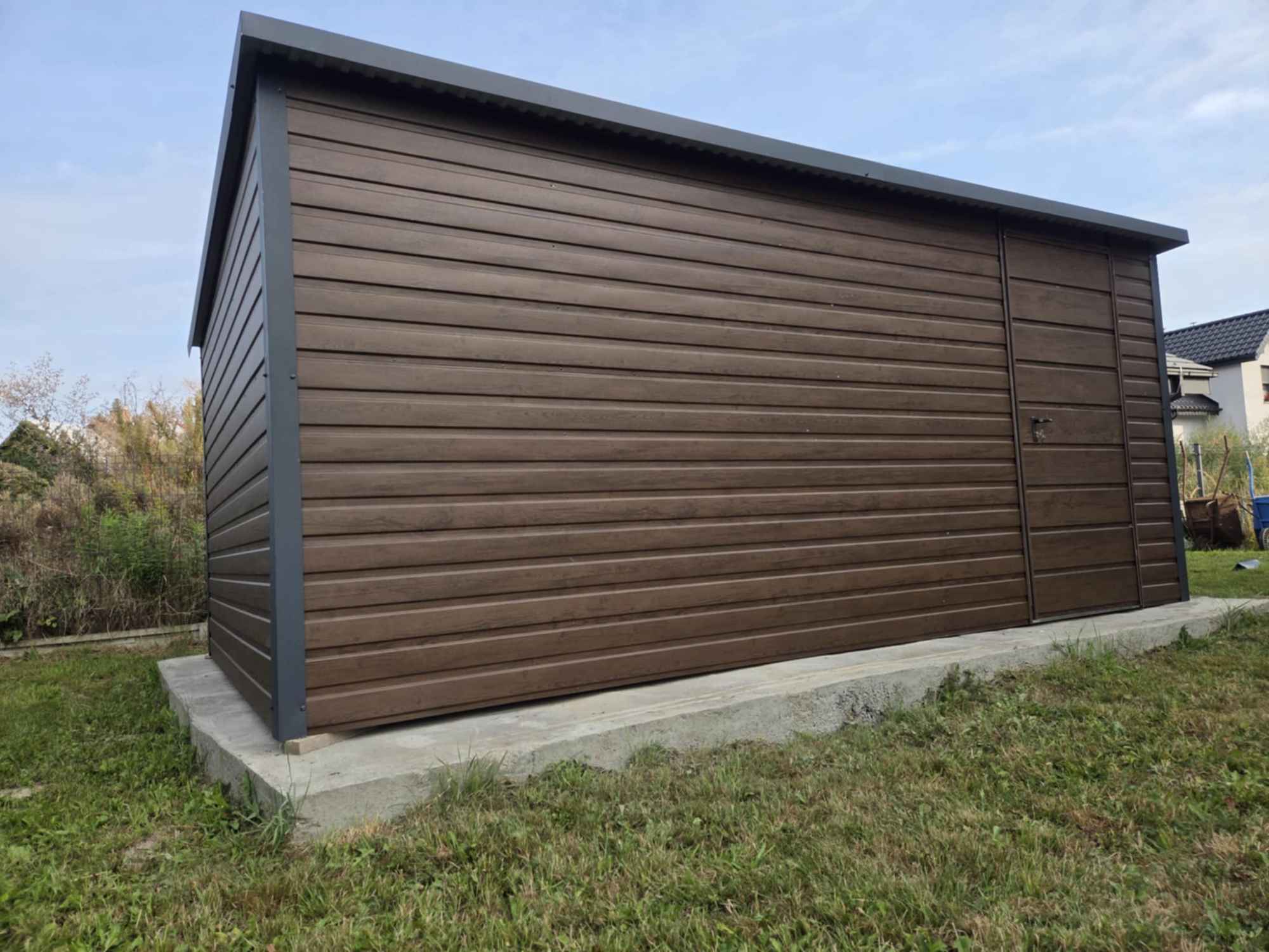 Domek ogrodowy narzędziowy 5×3 Ciemny Orzech + Ciemny Grafit MAT Kcynia - zdjęcie 4