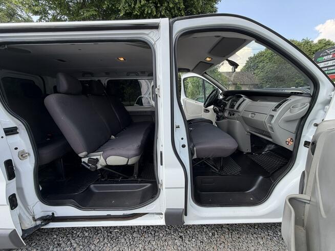 Opel Vivaro 2,0 benzyna 115 9 osobowy  klima. Łodygowice - zdjęcie 11