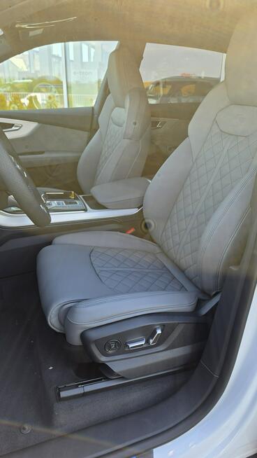 Audi Q8 TDI quattro 286 KM tiptronic Radom - zdjęcie 8