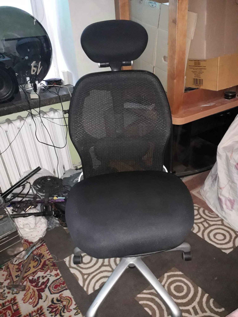 Fotel czarny bardzo wygodny Bielany - zdjęcie 1