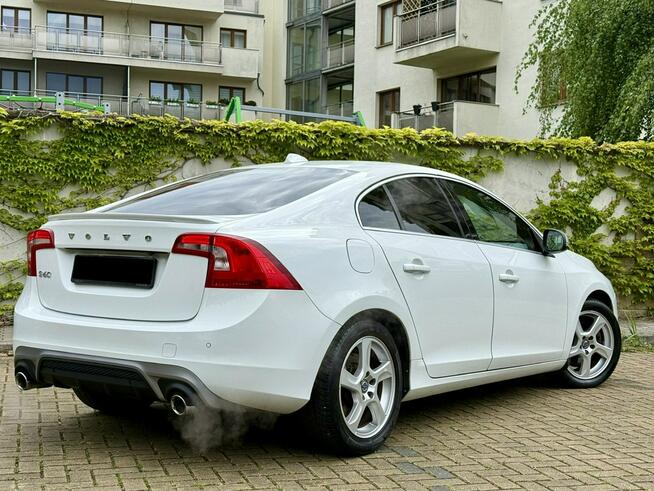 Volvo S60 2.0 benzyna R-design T3 Tarnowskie Góry - zdjęcie 3