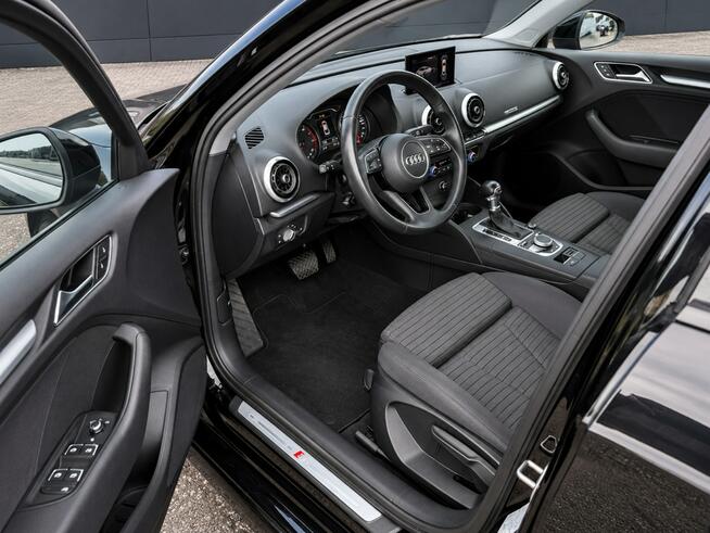Audi A3 2.0 benzyna Sport Limited Europa Tarnowskie Góry - zdjęcie 5