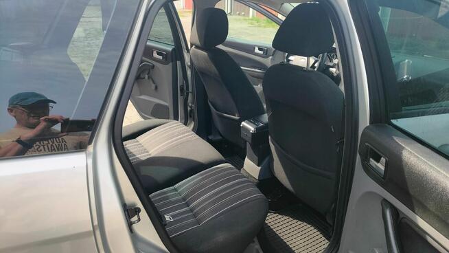 Sprzedam Ford Focus kombi MK2 2009 Knurów - zdjęcie 6
