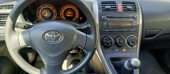 Toyota Auris 1.4 D-4D Dąbrowa Górnicza - zdjęcie 5