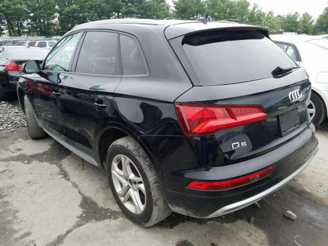 Audi Q5 2018, 2.0, Premium 4x4, uszkodzony tył Warszawa - zdjęcie 5