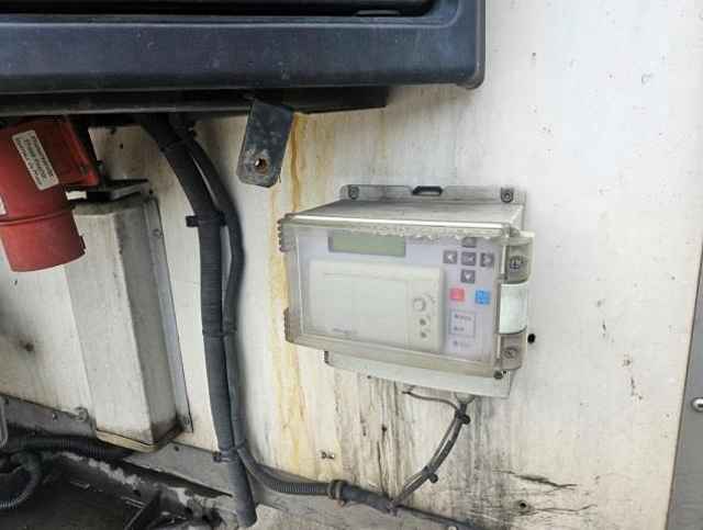 Syndyk sprzeda naczepę ciężarową Samro ST39 z 2009 r. Śródmieście - zdjęcie 6