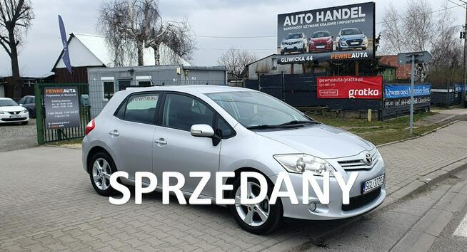 Toyota Auris 6 biegów/Tempomat/Hak/Alufelgi/Klimatronik 2-strefowy Przyszowice - zdjęcie 1
