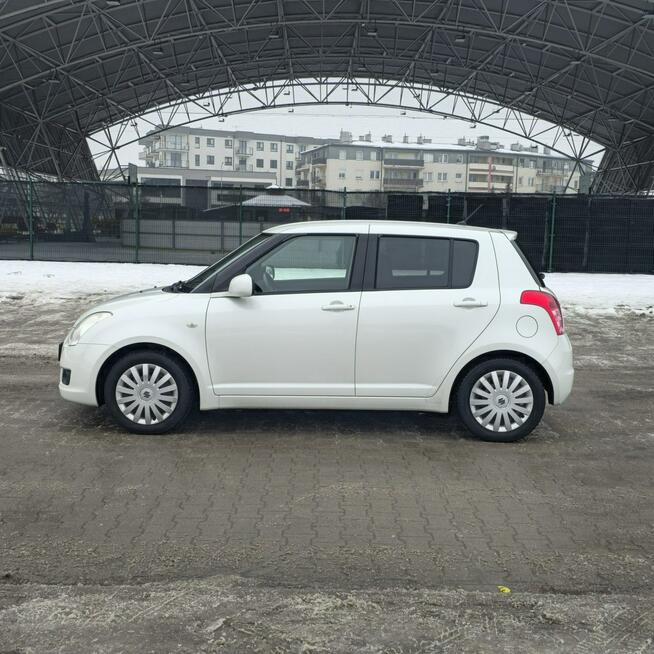 Suzuki Swift 1.3 Comfort dance Ostrów Mazowiecka - zdjęcie 11