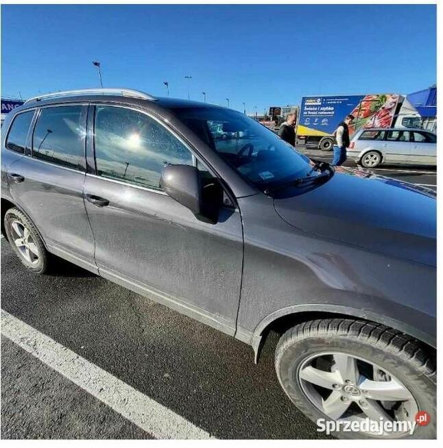 Sprzedaż samochodu osobowego Volkswagen Touareg Strzelin - zdjęcie 1