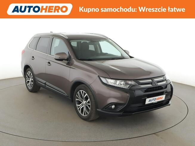 Mitsubishi Outlander 4x4 automat auto klima kamera navi Warszawa - zdjęcie 10