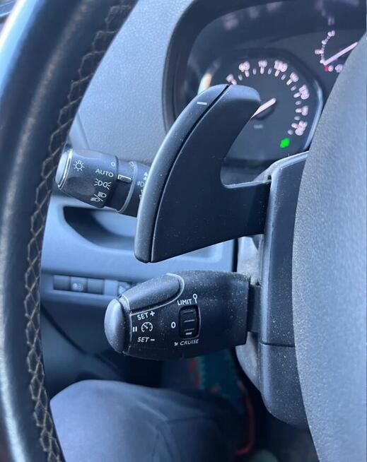 Sprzedam samochód Władysławów - zdjęcie 6