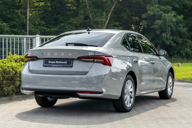 Škoda Octavia Drive Essence 1.5 TSI 115 KM - Dostępna od ręki! Łódź - zdjęcie 8