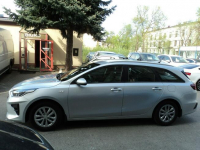 sprzedam ładnego KIA CEED  z 2020r 1.4 B 136 KM   SAMOCHÓD NOWY udziel Lublin - zdjęcie 3