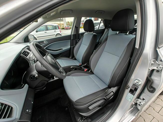 Hyundai i20 Stan rewelacyjny, niski przebieg, nowy rozrząd, klima Sosnowiec - zdjęcie 6