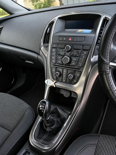 Opel Astra J 1.7 CDTI 125 KM Cosmo 2011 - 6 biegów Warszawa - zdjęcie 5