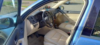 Volkswagen Tiguan z 2010 r. 2.0 TSI 4 Motion o mocy 170 KM b Strzegom - zdjęcie 5