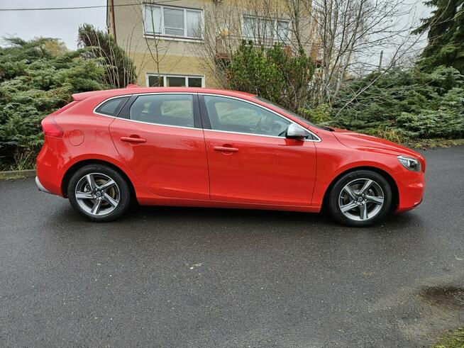 Volvo V40 R-Design* Bardzo Ładne i Zadbane* Rok GWARANCJI Opoczno - zdjęcie 2