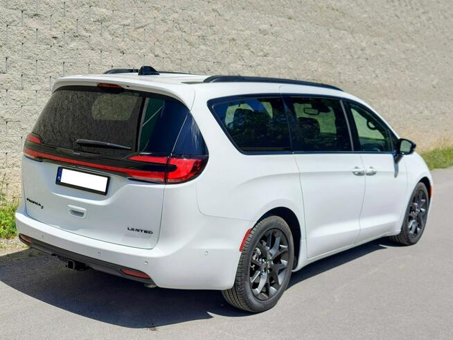 Chrysler Pacifica Łódź - zdjęcie 4