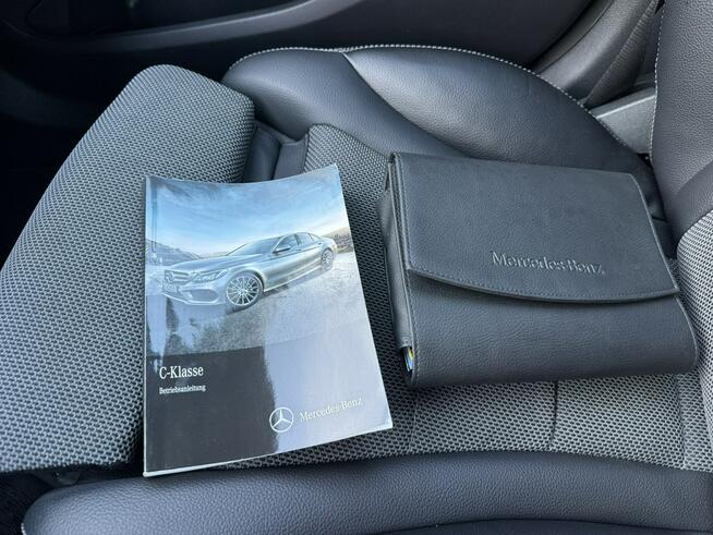 Mercedes C 200 C200 184kM! ILS ! Nawigacja ! Grzane fotele! Pęcice - zdjęcie 9