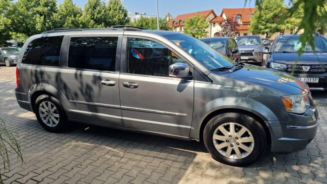 Chrysler Grand Voyager Limited Poznań - zdjęcie 7