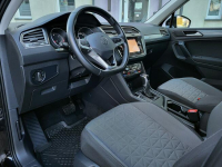 Volkswagen Tiguan I-rej 2021, automat, FV23, hak, Full Led Rydułtowy - zdjęcie 9