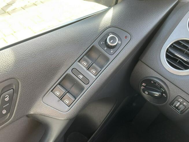 Volkswagen Tiguan 2.0 TDI 4motion Zarejestrowany DSG Klimatronic Gostyń - zdjęcie 11