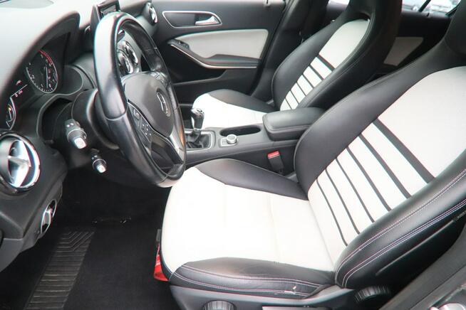 Mercedes A 180 Avantgarde, 6-bieg, zarejestrowany Opole - zdjęcie 10
