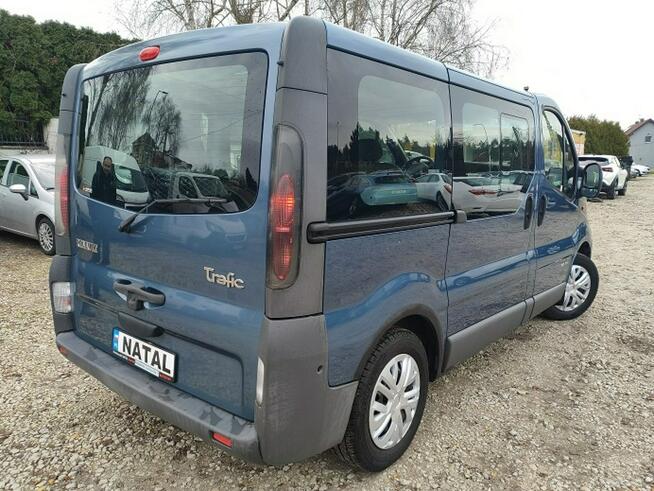 Renault Trafic Dla inwalidy* Benzyna* Zadbany Bydgoszcz - zdjęcie 2