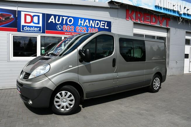 Renault Trafic 2.5 dci LONG Serwis 6-osób Navi Klimatyzacja 270 tys.km Hrubieszów - zdjęcie 9