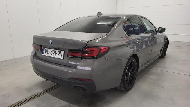 BMW 520 d xDrive mHEV M Sport sport-aut Grójec - zdjęcie 6