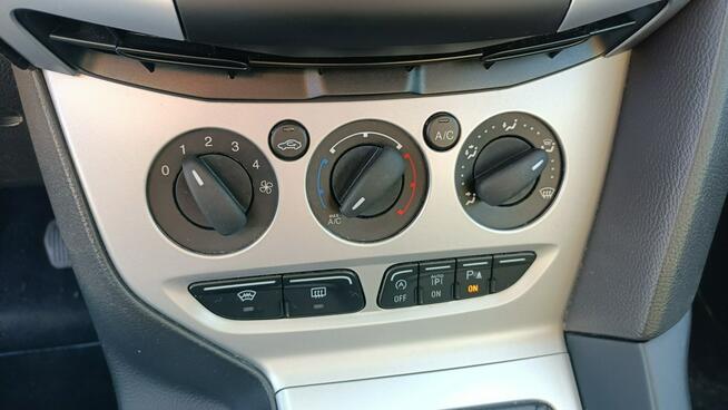 Ford Focus Champions Edition B. ekonomiczny Stare Budy - zdjęcie 11