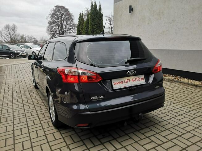 Ford Focus 1.0 12V 125KM  Klimatronik Halogeny Isofix  HAK Gwarancja Strzegom - zdjęcie 8