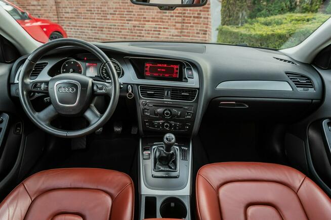 Audi A4 S-Line 2.0TDI CR 143KM Manual ! Rotor 18 ! Opłacona Zwoleń - zdjęcie 5