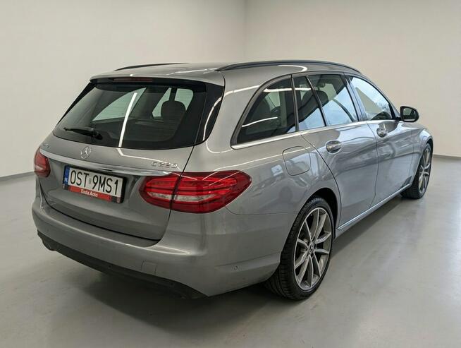 Mercedes C 220 220 170 KM/serwisowany/bezwypadkowy/zarejestrowany Biała - zdjęcie 3