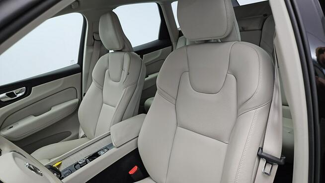 Volvo XC 60 Plus Bright aut ! Z Polskiego Salonu ! Faktura VAT ! Warszawa - zdjęcie 11