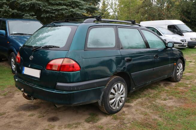 Toyota Avensis 2001r. 1,6 Benzyna Kombi Warszawa - zdjęcie 5