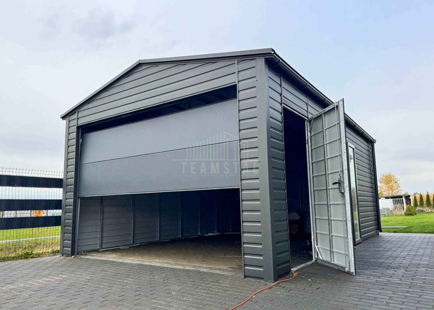 Garaż blaszany 5x6m - brama segmentowa okno drzwi dach  rynny TS1194 Przasnysz - zdjęcie 2