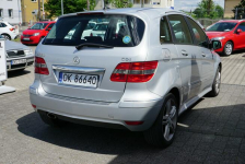 Mercedes B 180 polski salon Opole - zdjęcie 4