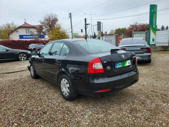 Škoda Octavia 2009 rok/1.6 MPI 102 KM/Odpala/Jeździ/Salon Polska Warszawa - zdjęcie 6