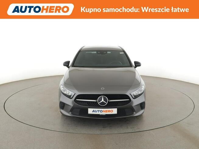 Mercedes A 180 full LED półskóra duże ekrany navi grzane fotele kamera Warszawa - zdjęcie 11