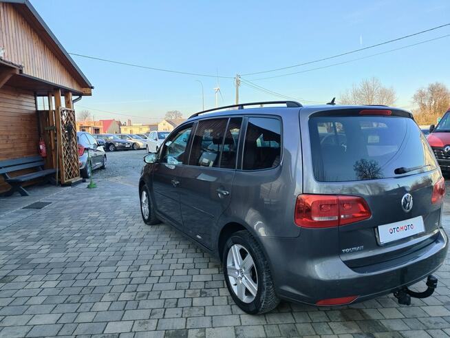 Volkswagen Touran 1.6 TDI 105 KM Zarejestrowany Oryginalny Przebieg Twardów - zdjęcie 4