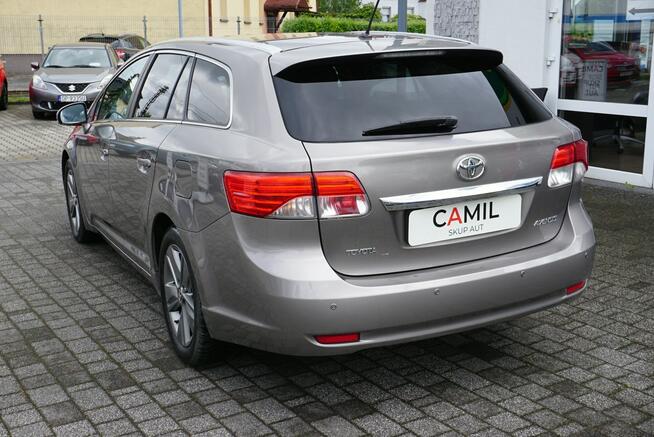 Toyota Avensis polski salon, atrakcyjny przebieg Opole - zdjęcie 7