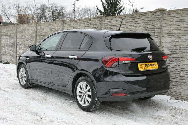 Fiat Tipo 1.4 95KM hatchback LED Navi Kamera Czujniki Alufelgi Dąbrowa Górnicza - zdjęcie 3