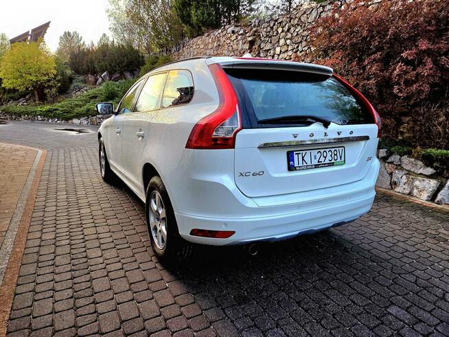 Volvo XC 60 2.0 D 5 cylindrów Bezwypadek Navi  Serwis Zagnańsk - zdjęcie 6