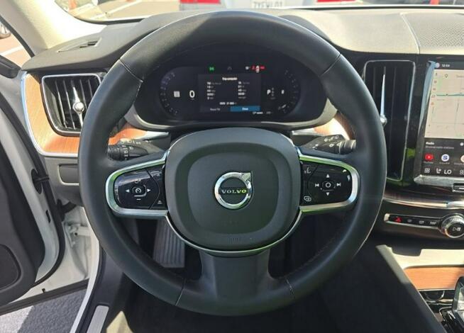 Volvo XC 60 Bogata wersja wyposażenia / AWD / B5 Chwaszczyno - zdjęcie 7