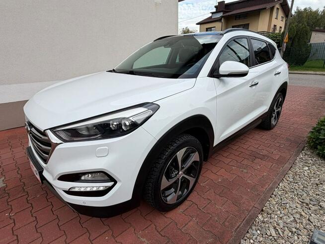 Hyundai Tucson Bogata wersja wyposażenia Zarejestrowany. Napęd 4x4 Radomsko - zdjęcie 1