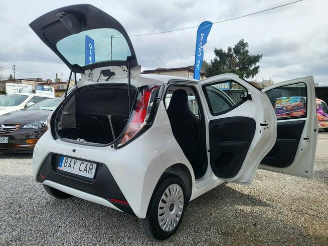 Toyota Aygo 1.0 70 KM Org Przebieg Ładny Stan Z Niemiec Zapraszamy !!! Pabianice - zdjęcie 12
