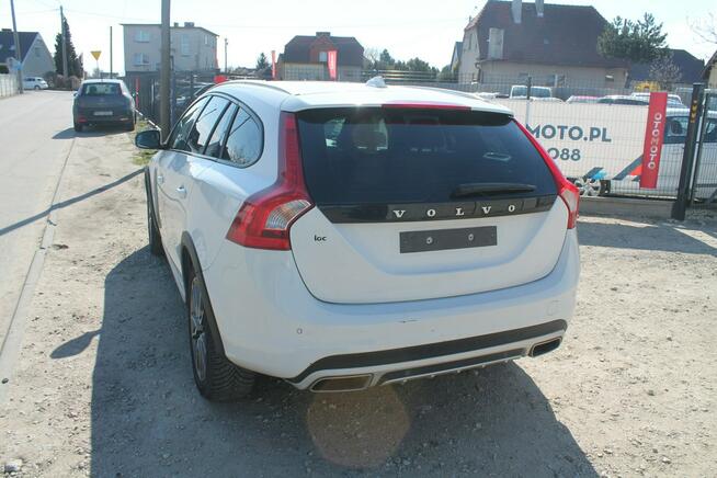 Volvo V60 Cross Country Ostrów Wielkopolski - zdjęcie 7
