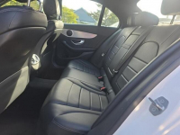 Mercedes C 300 4Matic / pakiet AMG / niski przebieg Chwaszczyno - zdjęcie 9