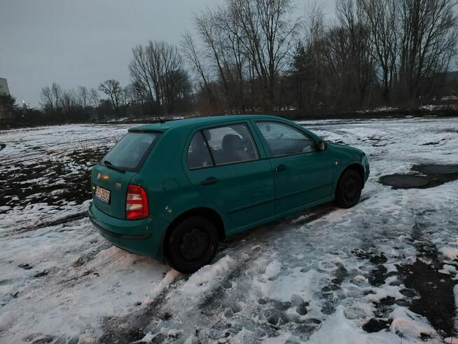 Sprzedam samochód z niskim kosztem utrzymania Bydgoszcz - zdjęcie 3